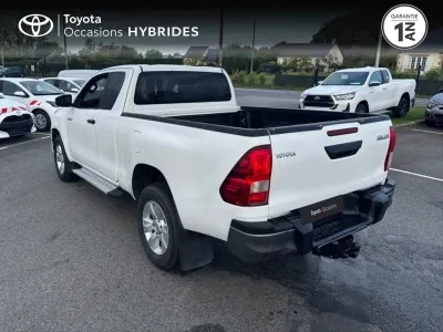 TOYOTA Hilux 2.4 D-4D 150ch X-Tra Cabine Légende 4WD MY20 occasion 2020 - Photo 2