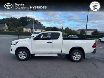 TOYOTA Hilux 2.4 D-4D 150ch X-Tra Cabine Légende 4WD MY20 occasion 2020 - Photo 3