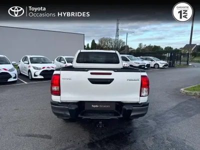 TOYOTA Hilux 2.4 D-4D 150ch X-Tra Cabine Légende 4WD MY20 occasion 2020 - Photo 4