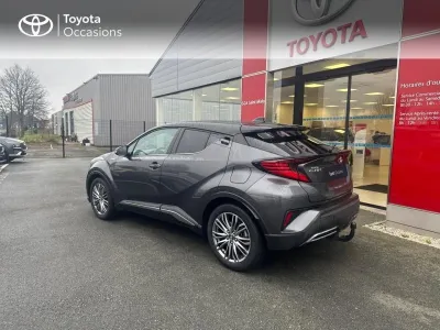 TOYOTA C-HR 184h Distinctive 2WD E-CVT MY20 occasion 2021 - Photo 2