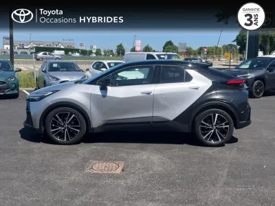 TOYOTA C-HR 1.8 140ch Collection NG23 occasion 2024 - Photo 3
