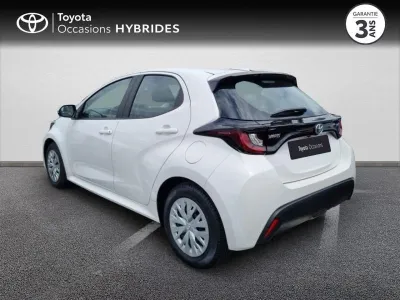TOYOTA Yaris 116h Dynamic 5p MY21 occasion 2022 - Photo 2