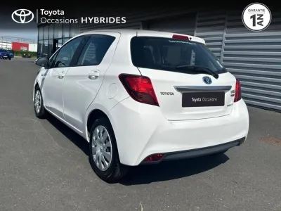 TOYOTA Yaris HSD 100h Dynamic 5p occasion 2016 - Photo 2