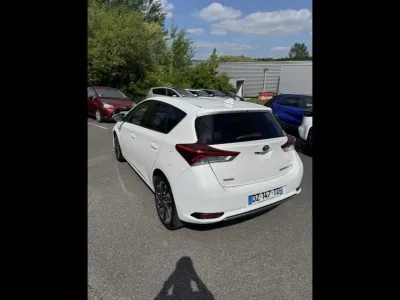 TOYOTA Auris HSD 136h Design occasion 2016 - Photo 2