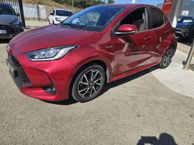 TOYOTA Yaris 116h Design 5p MY22 occasion 2021 - Photo 3