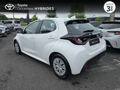 TOYOTA Yaris 116h Dynamic 5p MY21 occasion 2022 - Photo 2