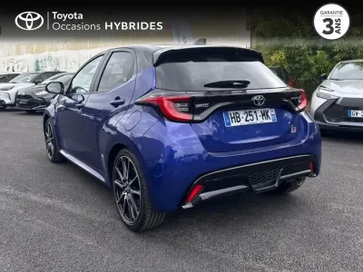 TOYOTA Yaris 130h GR Sport 5p MC24 occasion 2025 - Photo 2