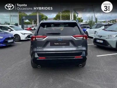TOYOTA RAV4 2.5 Hybride Rechargeable 306ch Design AWD-i MY23 occasion 2022 - Photo 4