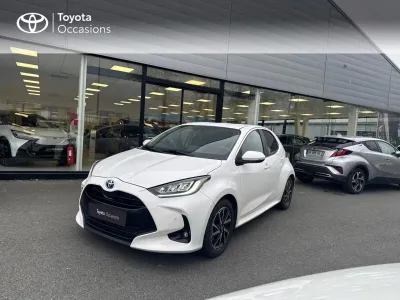 TOYOTA Yaris 116h Design Pack 5p MY22 occasion 2022 - Photo 1