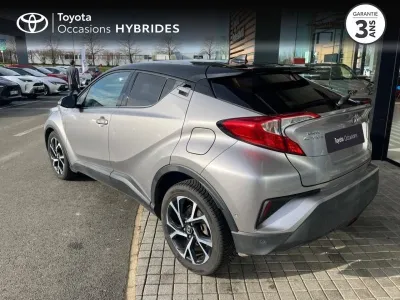TOYOTA C-HR 122h Graphic 2WD E-CVT occasion 2017 - Photo 2