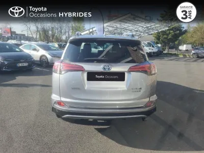 TOYOTA RAV4 197 Hybride Lounge 2WD CVT occasion 2017 - Photo 4