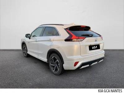 MITSUBISHI Eclipse Cross 2.4 MIVEC PHEV 188ch Instyle 4WD occasion 2023 - Photo 2