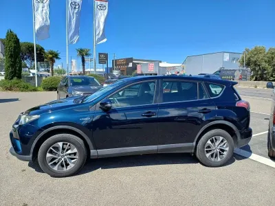 TOYOTA RAV4 197 Hybride Tendance 2WD CVT occasion 2017 - Photo 3