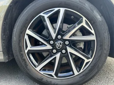 TOYOTA Yaris 116h Design 5p MY22 occasion 2023 - Photo 1