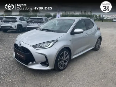 TOYOTA Yaris 116h Iconic 5p occasion 2021 - Photo 1