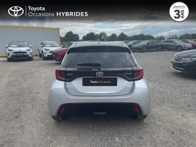 TOYOTA Yaris 116h Iconic 5p occasion 2021 - Photo 4