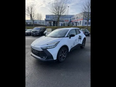 TOYOTA C-HR 1.8 140ch Design NG23 occasion 2024 - Photo 1