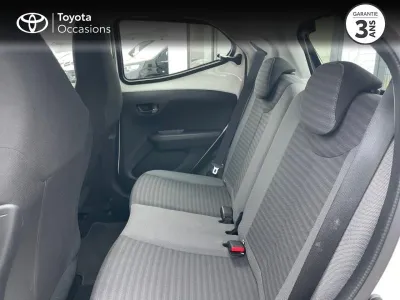 TOYOTA Aygo 1.0 VVT-i 72ch x-play x-app 5p MC18 occasion 2019 - Photo 4