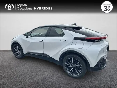 TOYOTA C-HR 1.8 140ch Collection NG23 occasion 2024 - Photo 3