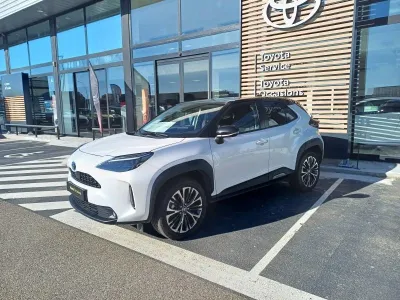 TOYOTA Yaris Cross 116h Design AWD-i MY21 occasion 2022 - Photo 2