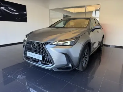 LEXUS NX 350h Luxe 2WD occasion 2022 - Photo 1
