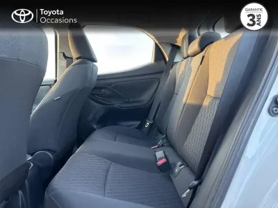TOYOTA Yaris 70 VVT-i Dynamic Business 5p MY21 occasion 2023 - Photo 4