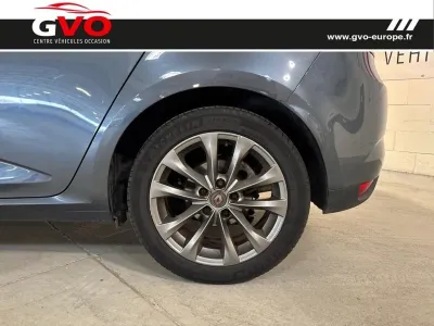 RENAULT Megane 1.5 dCi 110ch energy Limited occasion 2018 - Photo 4
