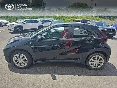 TOYOTA Aygo X 1.0 VVT-i 72ch Dynamic occasion 2022 - Photo 3