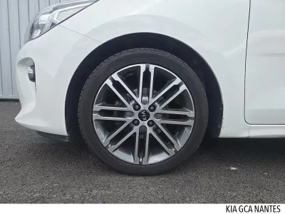 KIA Rio 1.2 84ch ISG Premium occasion 2017 - Photo 4