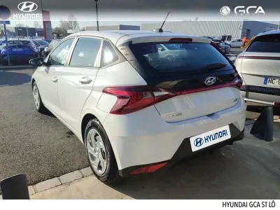 HYUNDAI i20 1.2 84ch Initia occasion 2023 - Photo 2