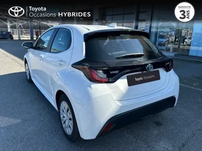TOYOTA Yaris 116h Dynamic 5p MY21 occasion 2022 - Photo 2
