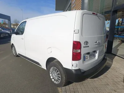 TOYOTA PROACE Medium 2.0 D-4D 140 Business MC22 occasion 2023 - Photo 3