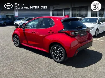 TOYOTA Yaris 116h Design 5p MY22 occasion 2023 - Photo 2