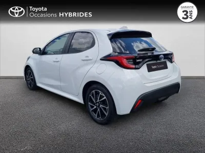 TOYOTA Yaris 116h Design 5p MY22 occasion 2022 - Photo 2