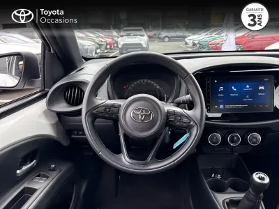 TOYOTA Aygo X 1.0 VVT-i 72ch Dynamic MY23 occasion 2024 - Photo 2