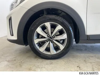 KIA Stonic 1.0 T-GDi 100ch Active occasion 2022 - Photo 4