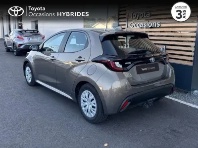 TOYOTA Yaris 116h Dynamic 5p MY22 occasion 2023 - Photo 2