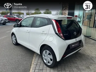 TOYOTA Aygo 1.0 VVT-i 72ch x-play x-shift 5p occasion 2018 - Photo 2