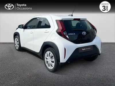 TOYOTA Aygo X 1.0 VVT-i 72ch Dynamic occasion 2022 - Photo 2