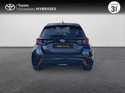 TOYOTA Yaris 116h Iconic 5p MY22 occasion 2021 - Photo 4