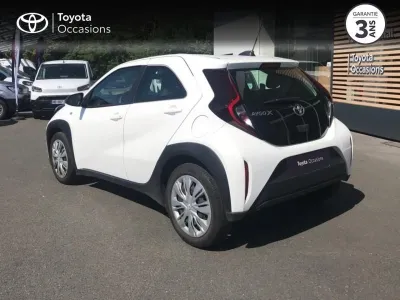 TOYOTA Aygo X 1.0 VVT-i 72ch Dynamic occasion 2022 - Photo 2