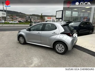 TOYOTA Yaris 100h Dynamic 5p occasion 2018 - Photo 2