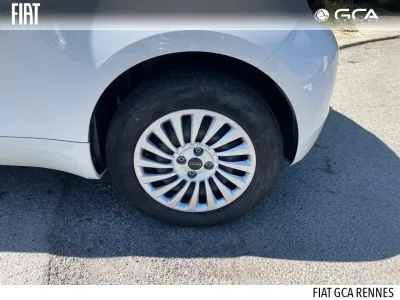 FIAT 500 e 95ch Action occasion 2022 - Photo 4