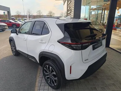 TOYOTA Yaris Cross 116h Design MC24 occasion 2025 - Photo 3