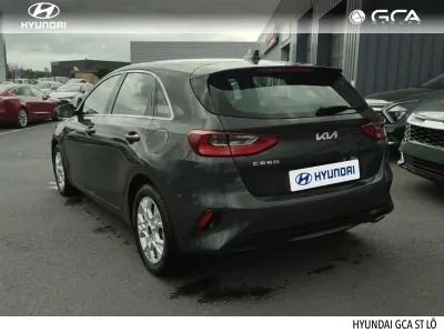 KIA Ceed 1.5 T-GDI 160ch Active occasion 2023 - Photo 4