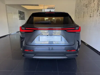 LEXUS NX 350h Luxe 2WD MY24 occasion 2024 - Photo 1