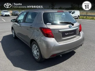TOYOTA Yaris HSD 100h Dynamic 5p occasion 2015 - Photo 3