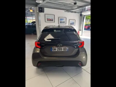 TOYOTA Yaris 116h Design 5p MC24 occasion 2024 - Photo 3