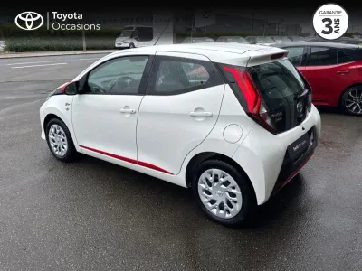 TOYOTA Aygo 1.0 VVT-i 72ch x-play 5p MY21 occasion 2021 - Photo 2