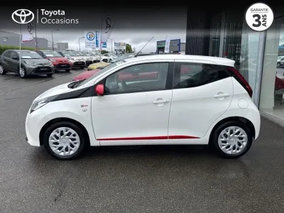 TOYOTA Aygo 1.0 VVT-i 72ch x-play 5p MY21 occasion 2021 - Photo 3